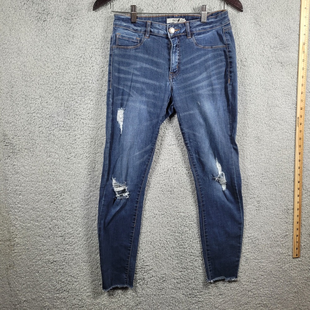 Refuge Distressed Blue Denim Jeans Size 6 Ripped Raw Hem High Rise Womens